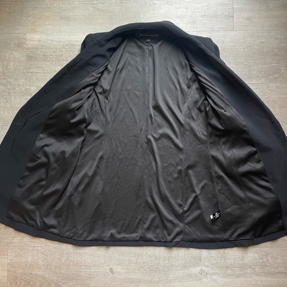 Boston Proper Black Blazer - Picture 6 of 8